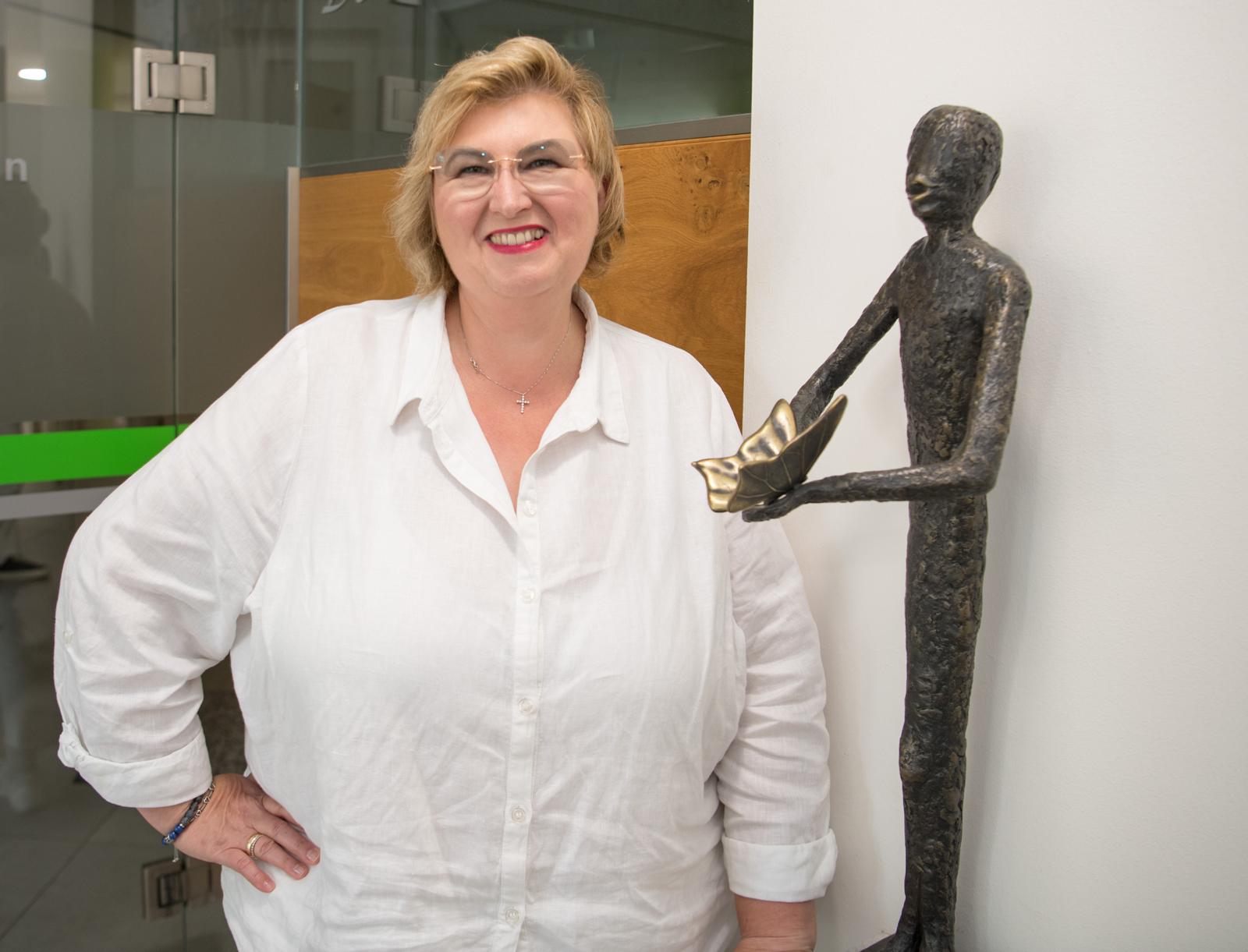 Dr. Monika Gruden